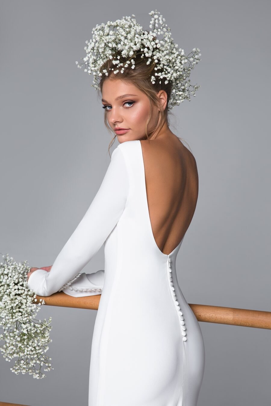 Eva lendel less is more caprice