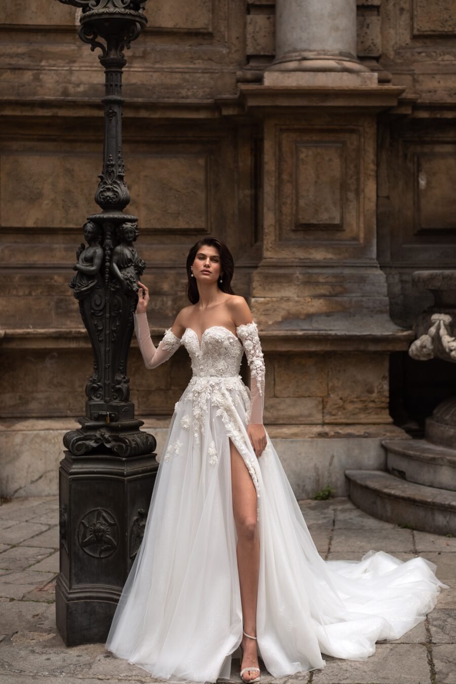 Eva lendel made 4 love kelaya