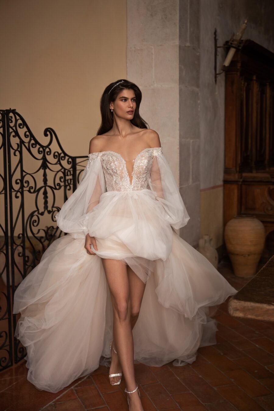 Eva lendel made 4 love valetta 2