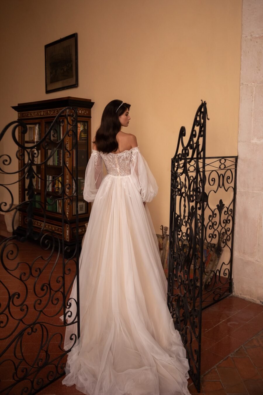Eva lendel made 4 love valetta 3