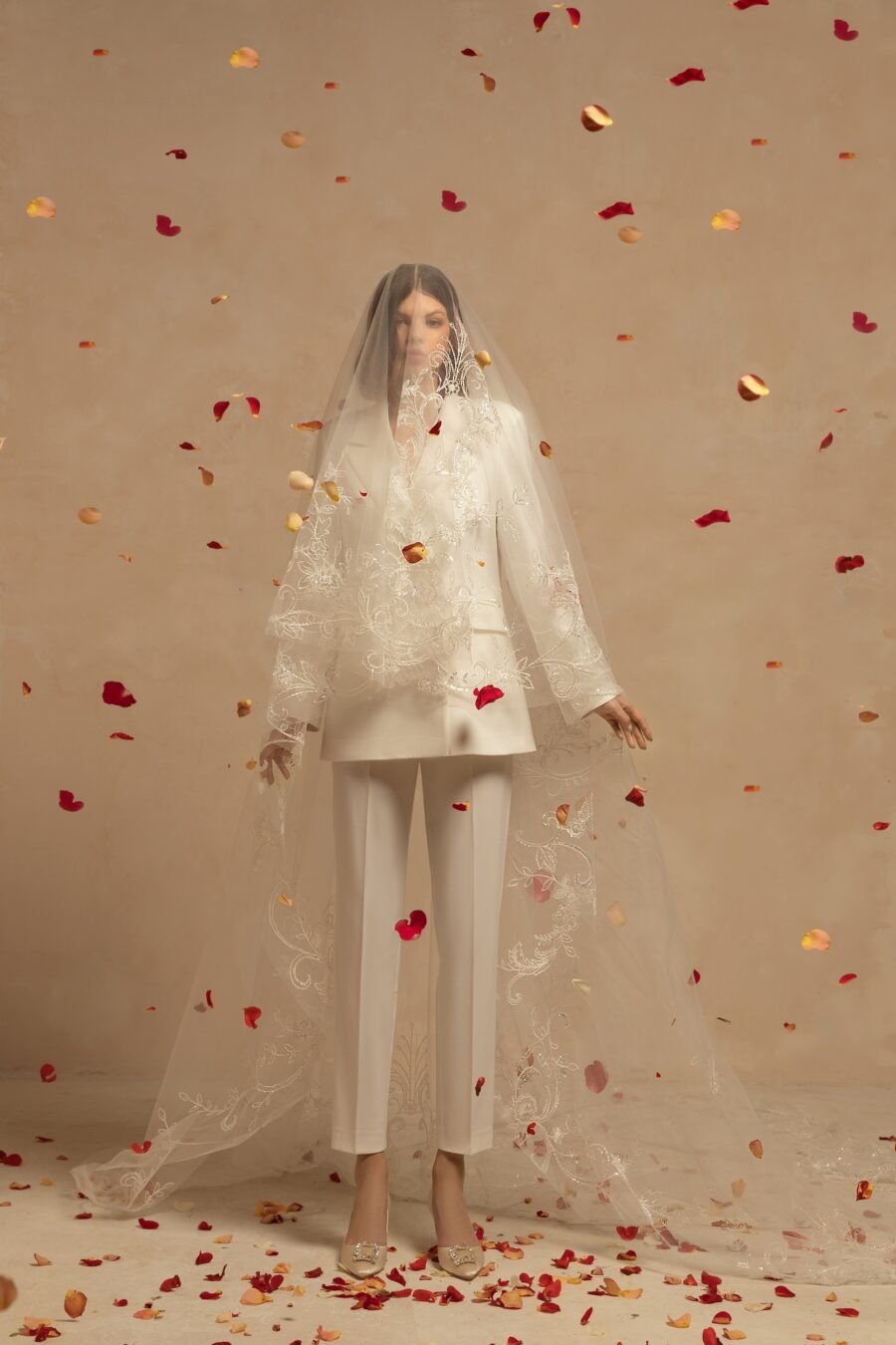 Veils 2022 nv2224 1