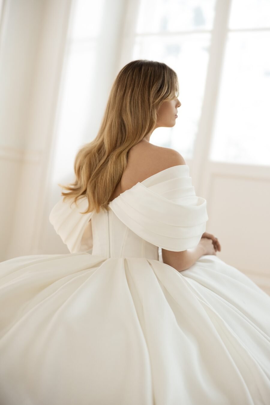 Diva dress 3 by eva lendel from less is more 2023