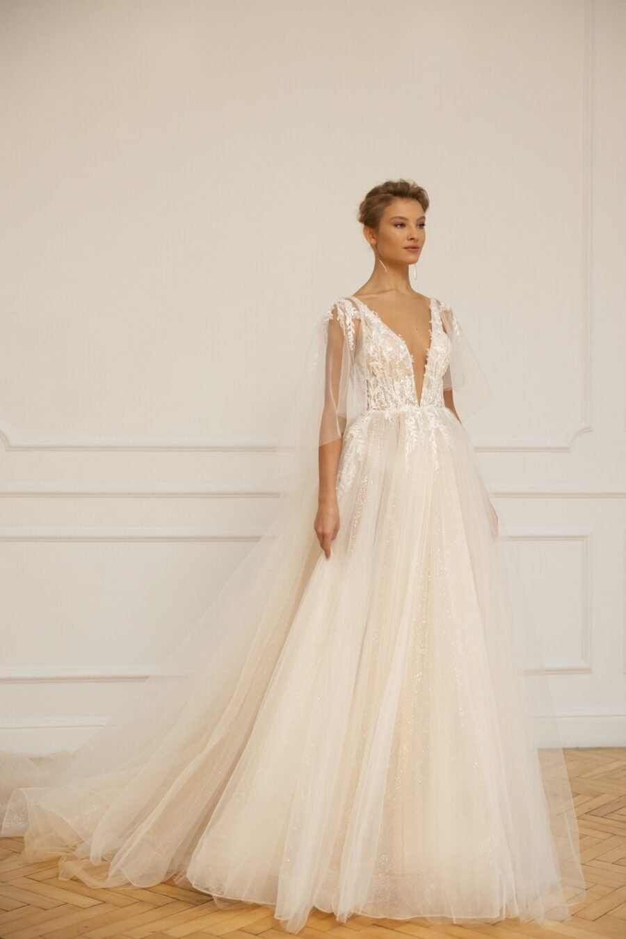 Esmeray dress by eva lendel from less is more 2023
