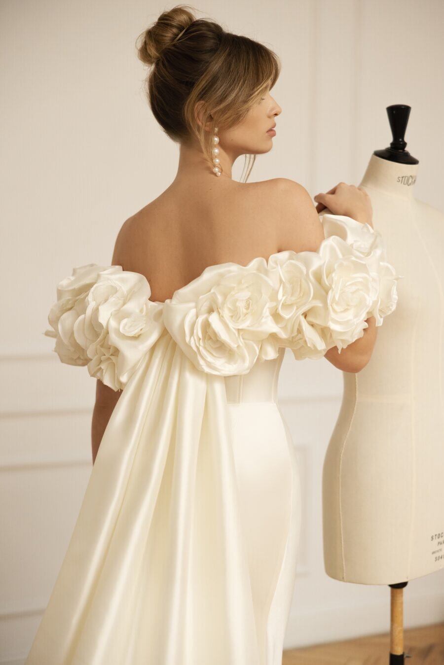 Rozalli dress 2 by eva lendel from less is more 2023