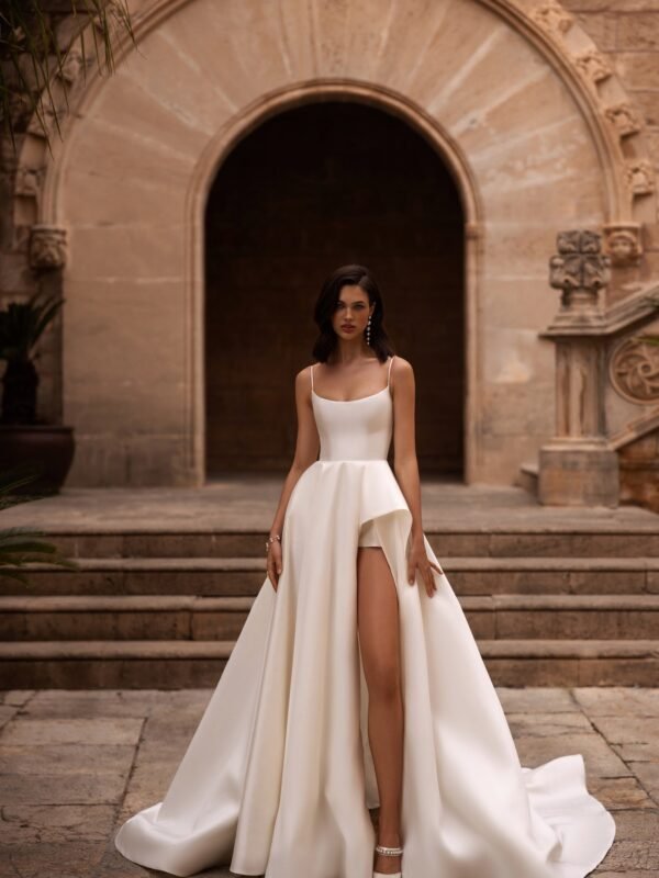 Birdy 1 dress by WONA Concept from Alma de Oro collection