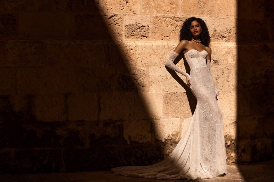 Jiji 5 dress by wona concept from alma de oro collection