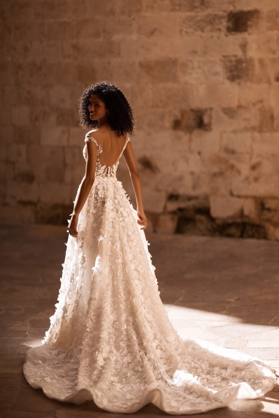 Mellina 4 dress by wona concept from alma de oro collection