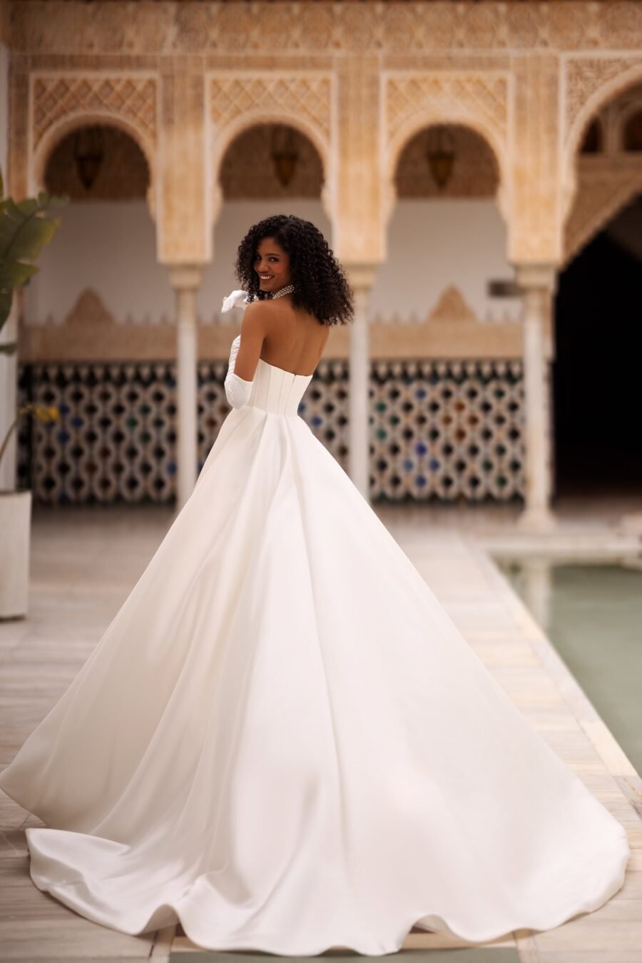 Odette 3 dress by wona concept from alma de oro collection