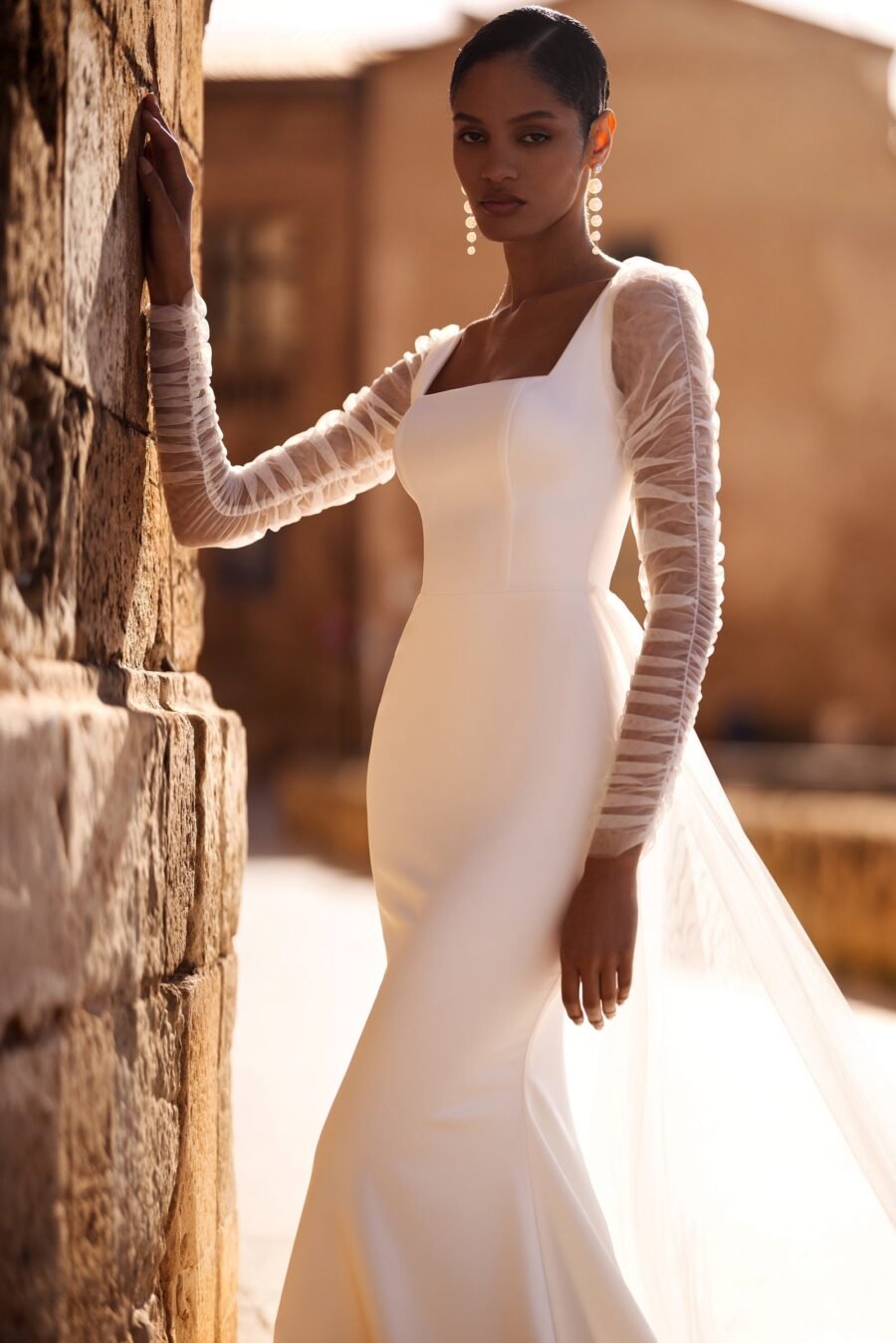 Satie 1 dress by wona concept from alma de oro collection