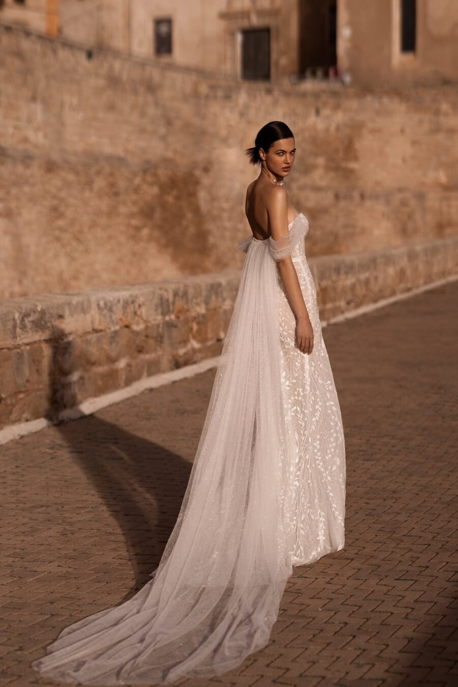 Yolanda 2 dress by wona concept from alma de oro collection