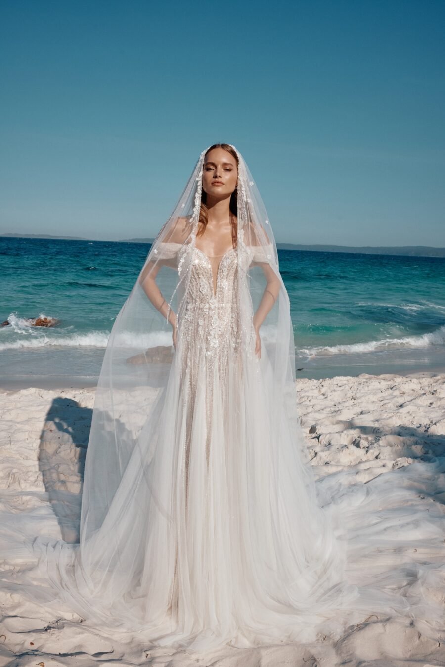 Katania 2 wedding dress by woná concept from atelier signature collection