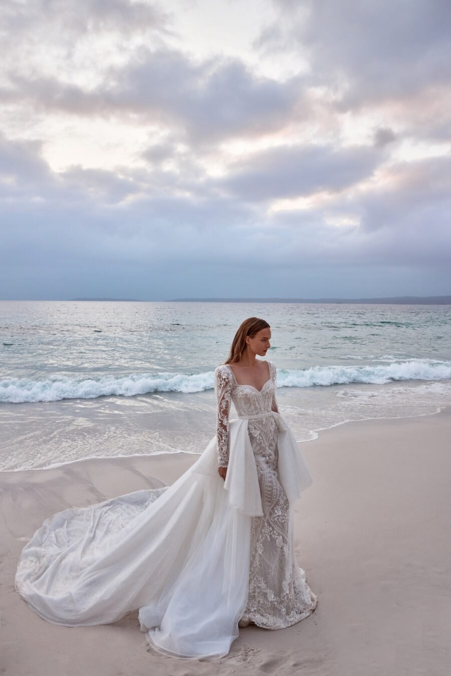 Magnus 3 wedding dress by woná concept from atelier signature collection