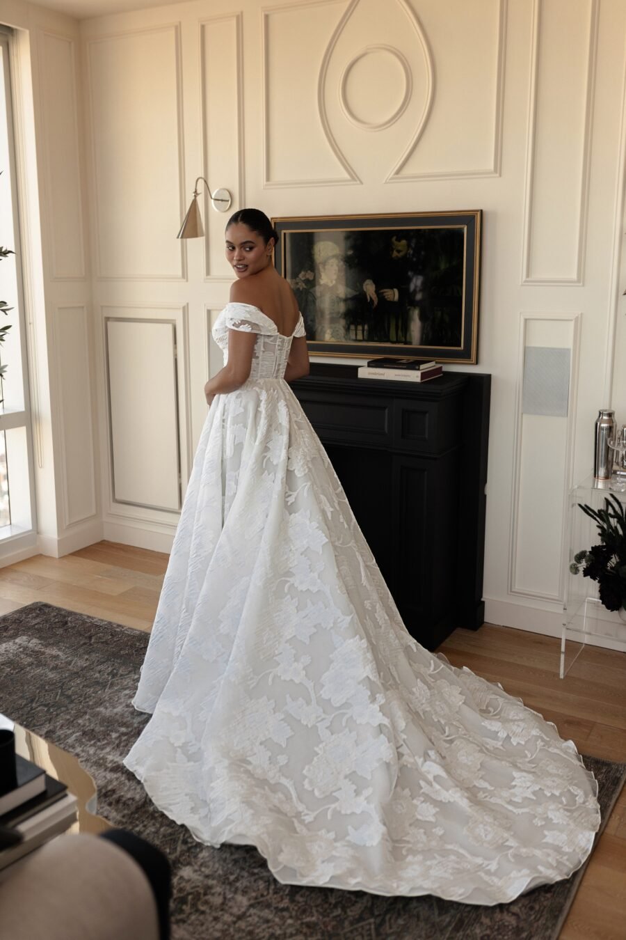 Amma 3 wedding dress by woná concept from urban elegance