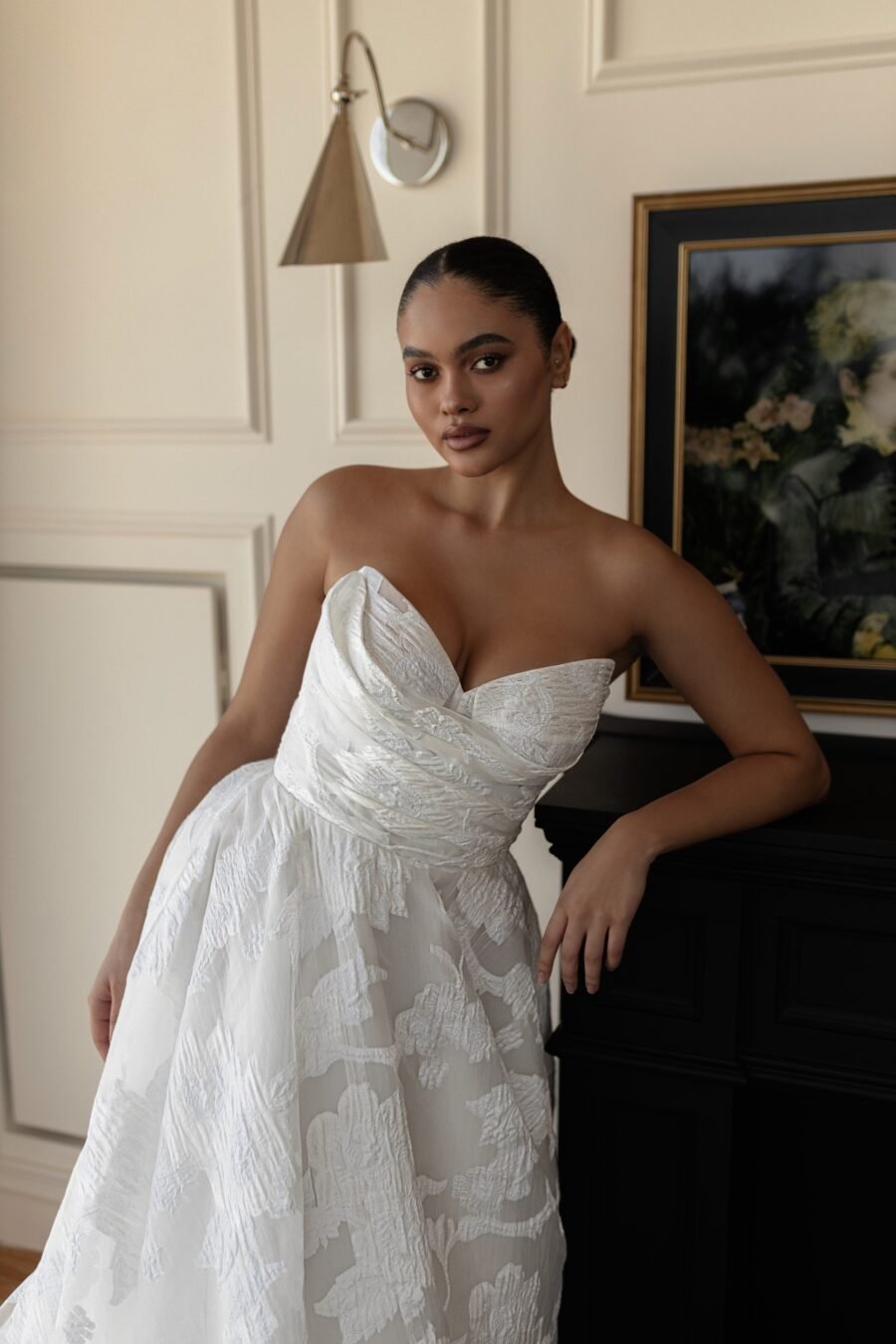Amma 4 wedding dress by woná concept from urban elegance