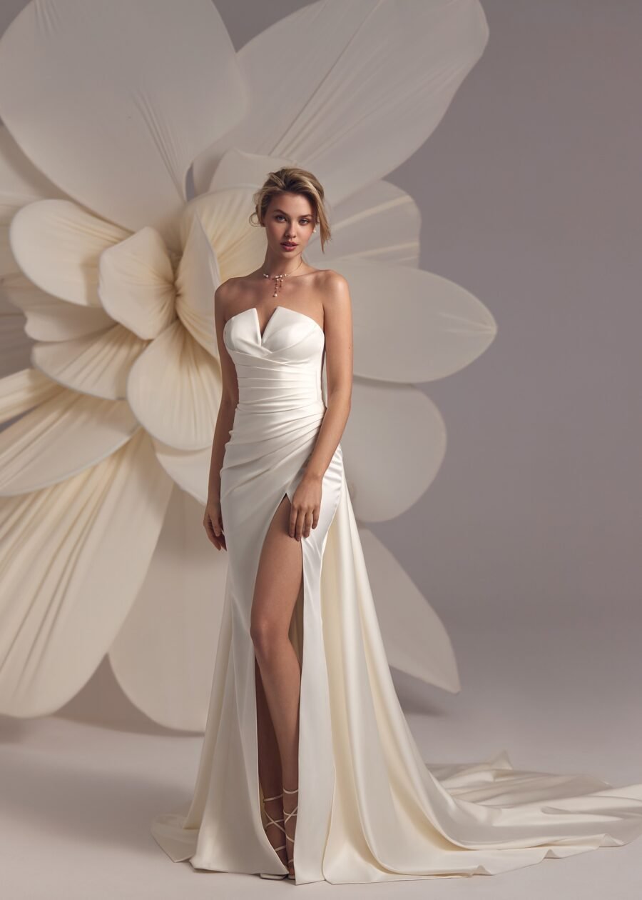 Chantel 2 wedding dress by eva lendel from less is more iv