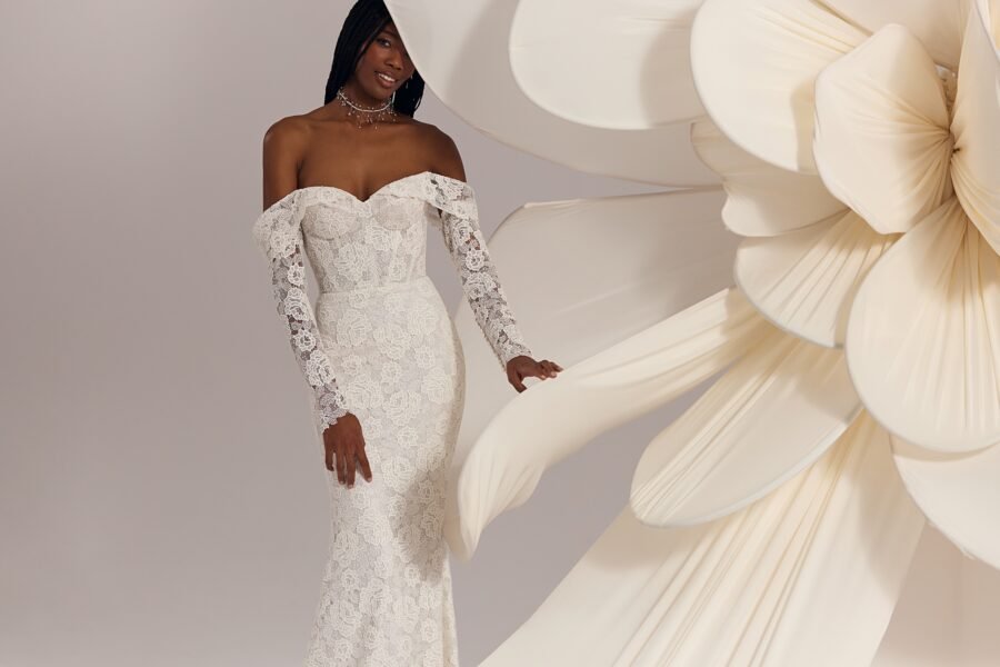 Eden 4 wedding dress by eva lendel from less is more iv
