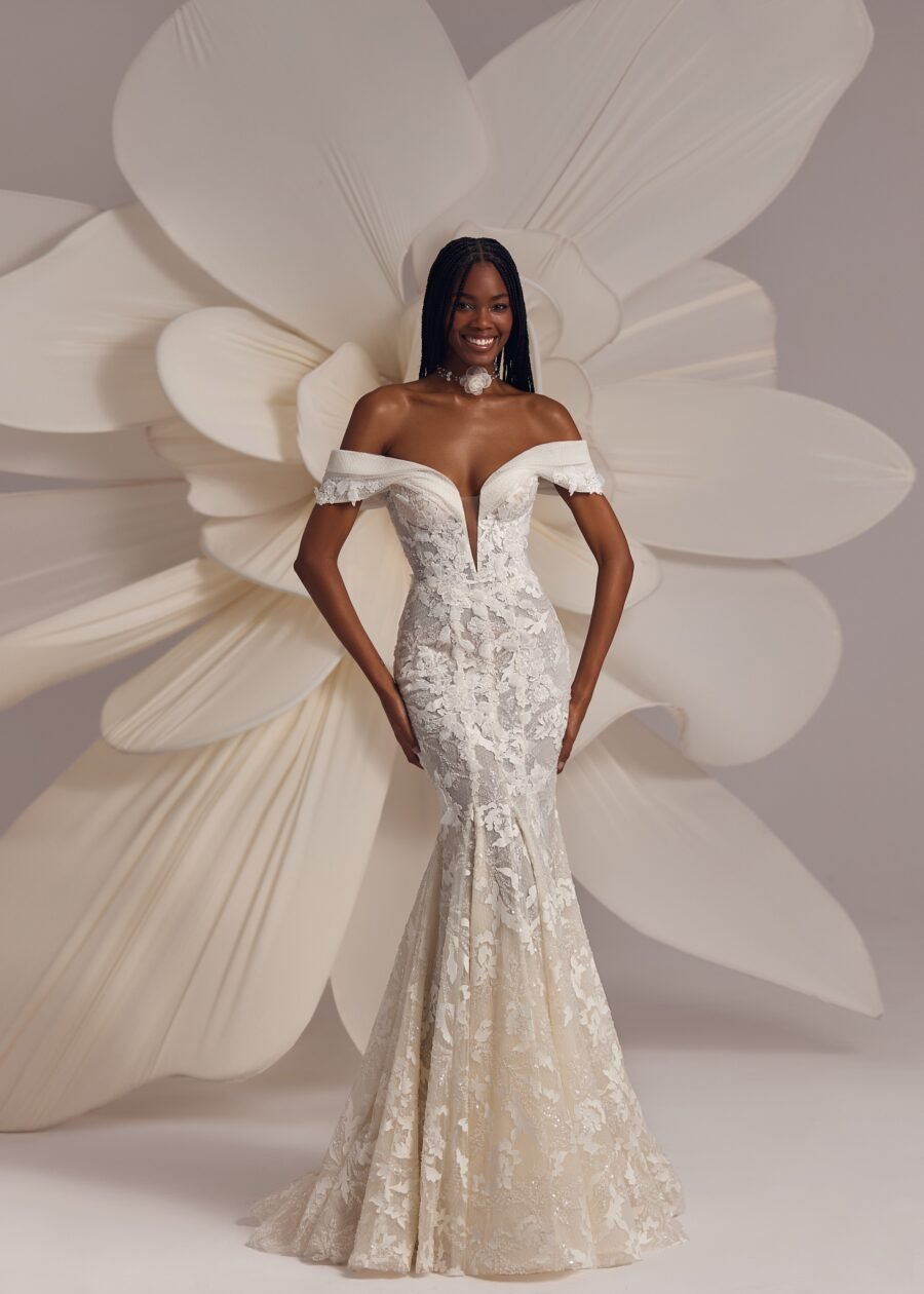Gravity 1 wedding dress by eva lendel from less is more iv
