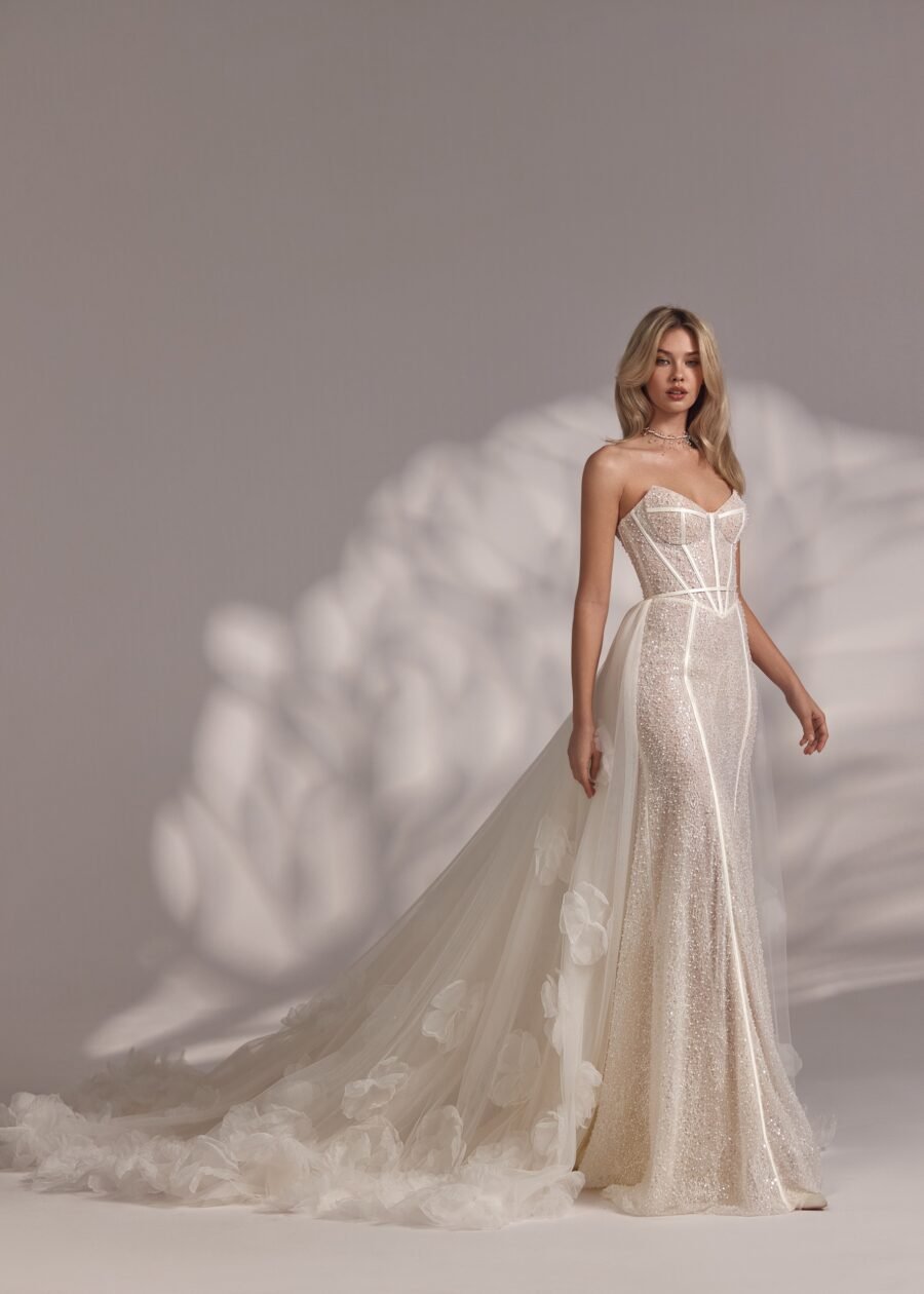 Porsha 1 wedding dress by eva lendel from less is more iv