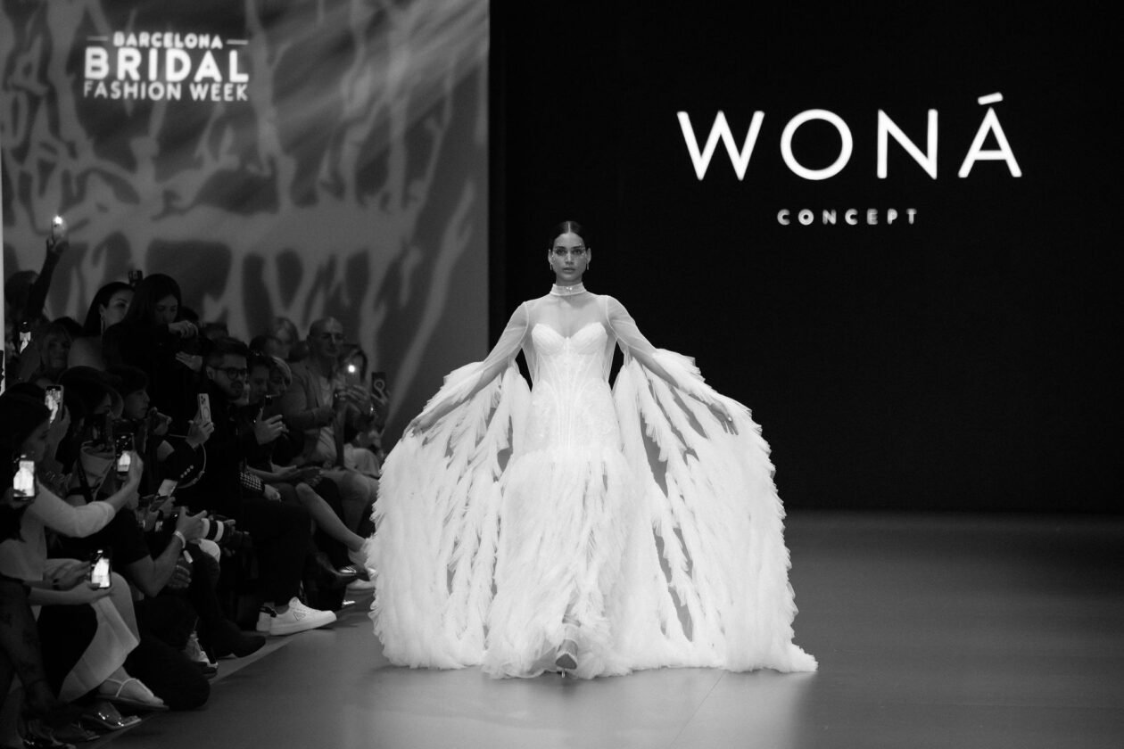 Woná concept y eva lendel arrasan en la semana de la moda nupcial de barcelona 2024 2