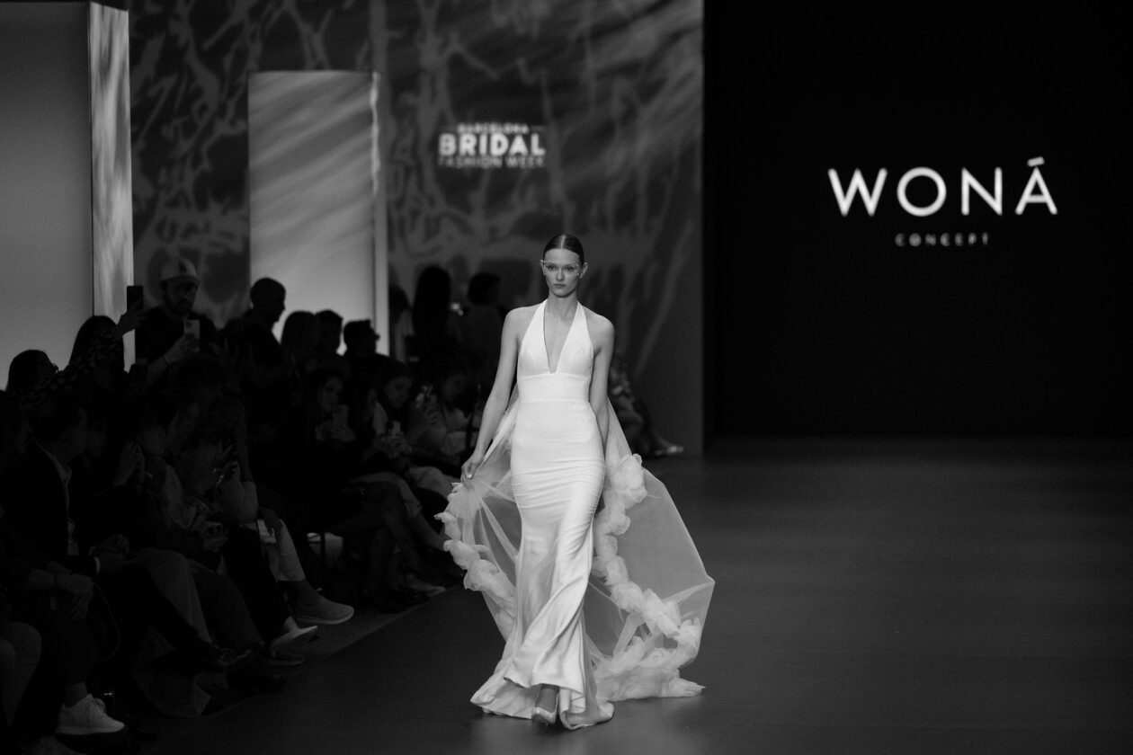 Woná concept y eva lendel arrasan en la semana de la moda nupcial de barcelona 2024 3
