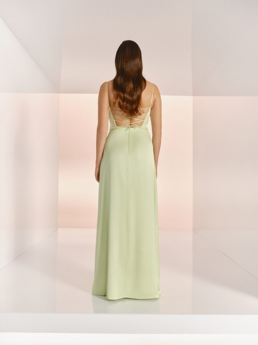 2402 3 evening dress by woná concept from bridesmaids