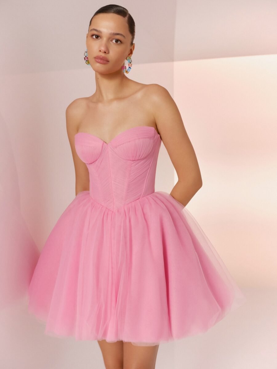 2404 5 evening dress by woná concept from bridesmaids