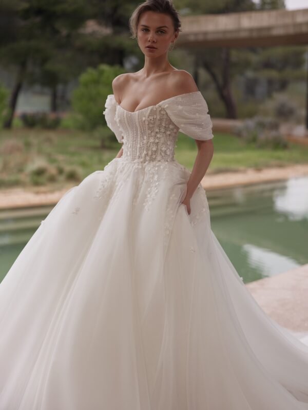 Vida dress 2 by Eva Lendel from Less is More V